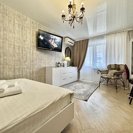 Apartpoltava Смак Італії У Самому Центрі Полтави , Білосніжна Студія В Новобудові, Банківський Чек Eksteriør bilde