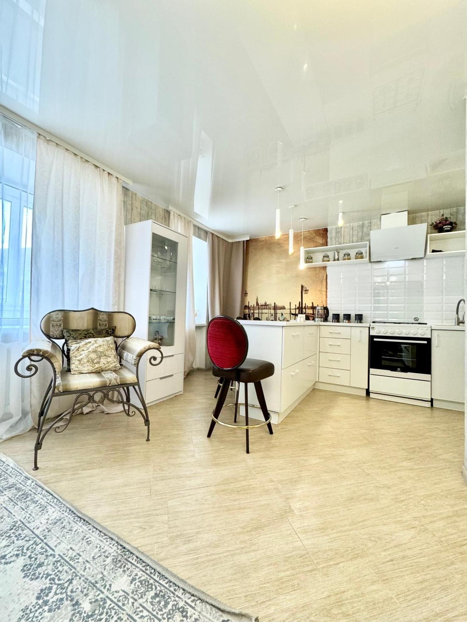 Apartpoltava Смак Італії У Самому Центрі Полтави , Білосніжна Студія В Новобудові, Банківський Чек Eksteriør bilde